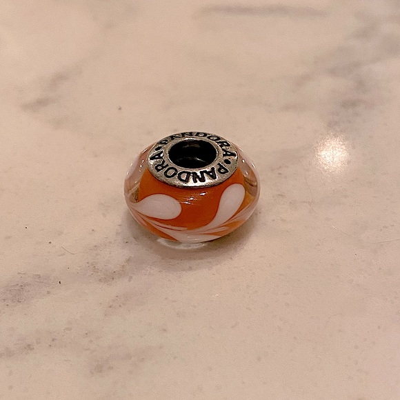 SOLD Retired Pandora glass murano orange and white swirl - Picture 6 of 7
